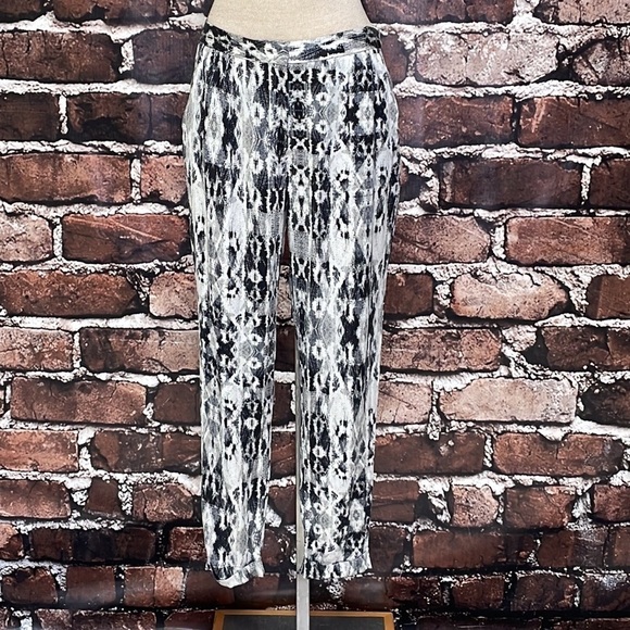 Paige Pants Silver Black Printed Silky Satin Pockets Size Small - Picture 13 of 14